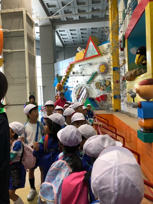 1・2年遠足　キッズプラザ大阪へ