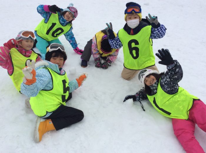 2・3年生　雪遊び