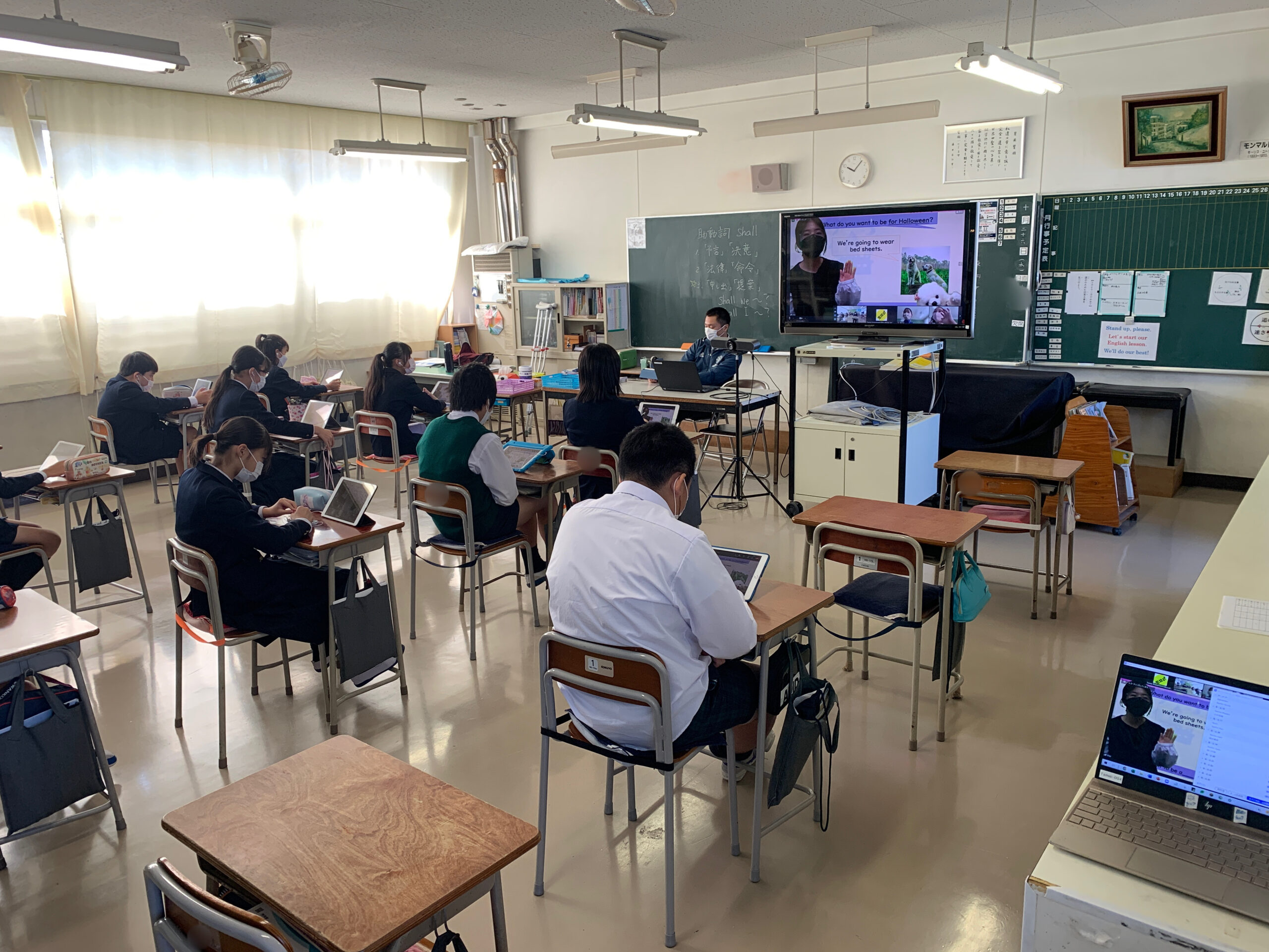 【SOP】ハロウィンのキャラクターや、～になりたいの表現を学びました。