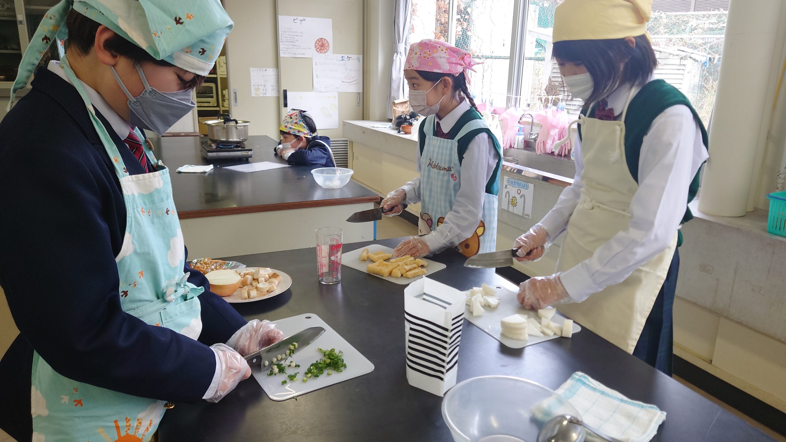 5年生調理実習「食べて元気！ご飯とみそ汁」